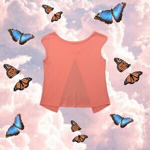 Tresics Open back light pink tee